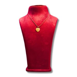 Elegant Clover Pendant
